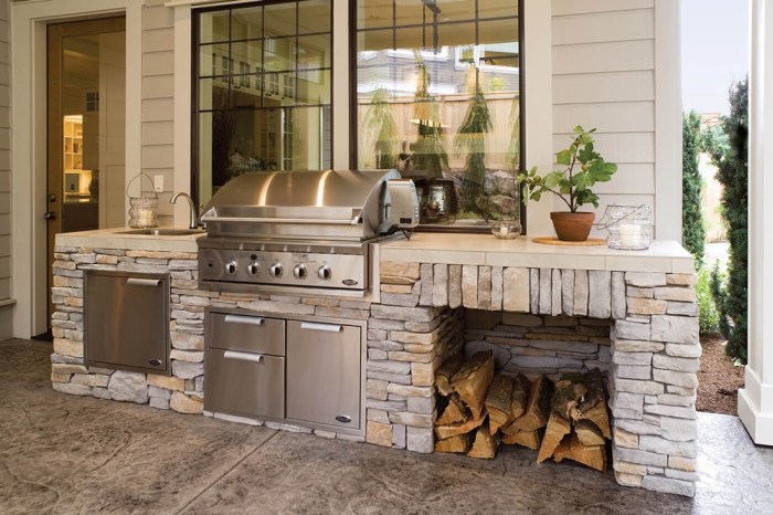 Stacked stone for outdoor kitchens